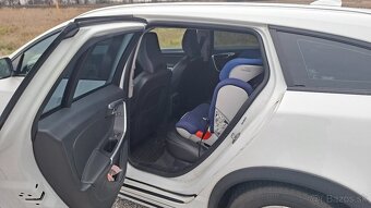 Volvo V60 Cross Country D4 Momentum AWD - 9