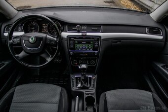 Škoda Superb Combi 2.0 TDI 4x4 DSG - 9