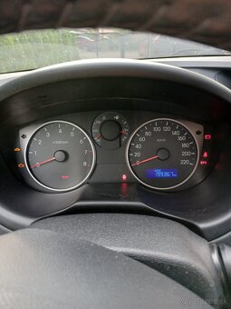 Hyundai i20 1.2 benzín LPG - prvý majiteľ - 9