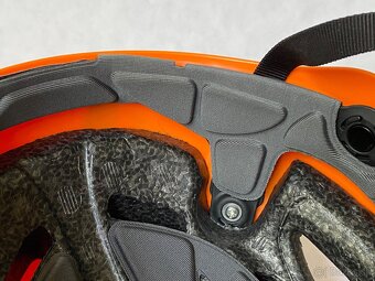 Nová prilba Black Diamond Half Dome – veľkosť S/M - 9