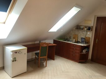 1 izb.klimatizovaný apartmán 28 m2 v tichej časti Zavaru - 9