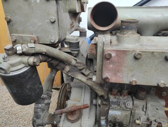 Predám 3valec diesel motor deutz - 9