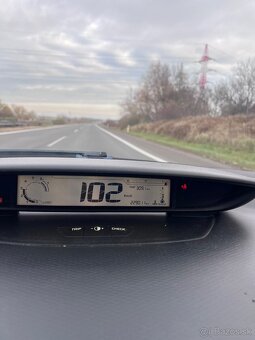 Citroën c4 1.6 benzín - 9