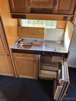 Predám obytný príves obytný domček - 9