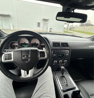 Dodge Challenger 3.6 V6 227kw AT 2014 - 9