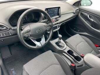 Hyundai i30 Com. 1.6CRDi ČR SMART+ 1.maj Tažné - 9