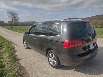 VW SHARAN 2.0 TDI 4 MOTION NAJ.249000 KM ROK VÝROBY 2012 - 9