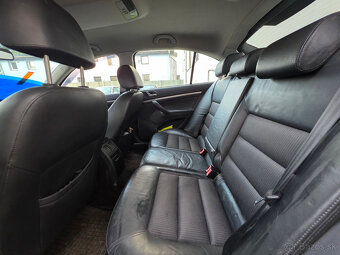 Škoda Octavia 1.9 TDI Elegance DSG, pojazdné - 9