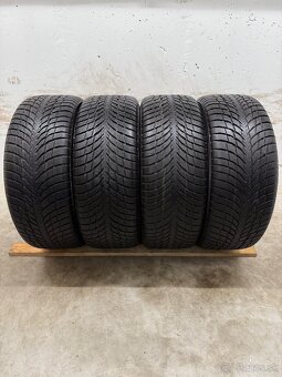 Zimná sada Volvo EX30 - 5x108 R19 , 245/45/19 - 9