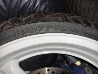 Kolesá CBR 600 f4 - 9