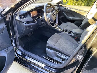 ŠKODA OCTAVIA 4 COMBI 2,0TDI DSG 12/2020 DPH - 9