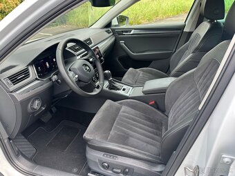 Škoda Superb Combi 2.0 Tdi DSG VIRTUAL Alcantara KESSY LED - 9