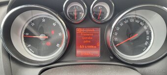 Opel Astra 2.0 CDTI  Cosmo - Sports Tourer, červená farba - 9