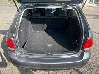 VOLKSWAGEN GOLF - 9