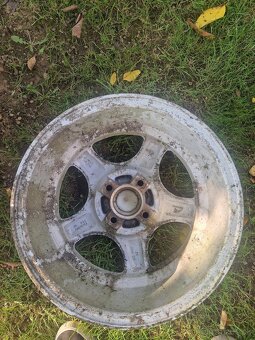 Predám hlinikové disky R15" v originálnom stave, nestriekan - 9