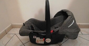 Šedý kočík 3v1 - 9