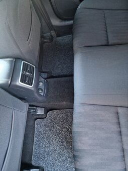 Kia Sportage 1.7 CRDi Platinum 85KW M6 SR 1majitreľ Plná ser - 9