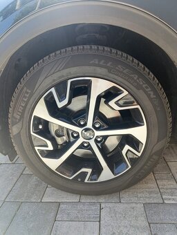 Kia Sportage 1.6 benzín 110 kw automat - 9