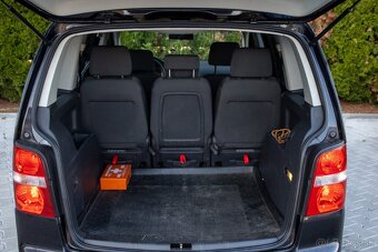 Volkswagen Touran 1.9 TDi DSG /aj na splátky/ - 9