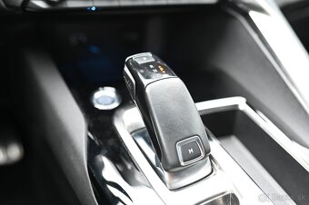 Peugeot 5008 1.6 PureTech 180k GT Line EAT8 - 9