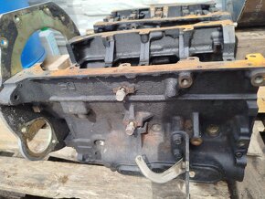 Blok motora Mitsubishi-Hyundai 2,5 TD/4D56 - 9