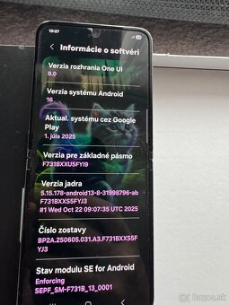 Samsung Galaxy Z flip5 256GB - 9