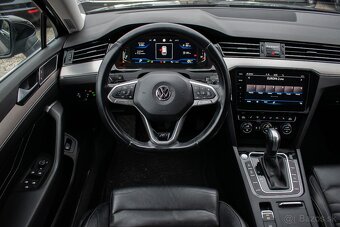 Passat B8 140kw 2.0TDi 4x4 r-line Virtual matrix webasto - 9