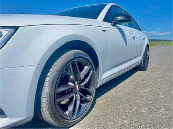 Audi A4 B9 SPORT V6 3.0 TDI quattro S tronic (2016) - 9