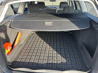 VW Passat Variant B7 2.0 TDI Highline - 9