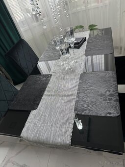 Jedálenský set - 9