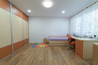 Luxusný, 3 - izbový byt po kompletnej rekonštrukcii - 9