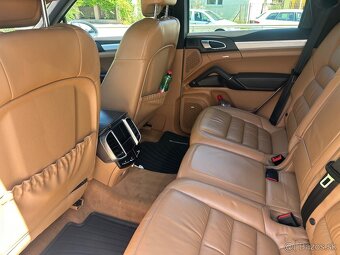 Porsche Cayenne 3,0 TDI 180 kw - 9