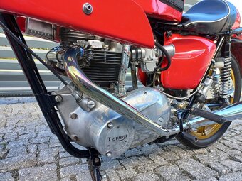 Triumph Bonneville T120R EGLI r.1969 s Doklady - 9