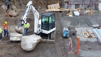 Zemné,buracie a výkopové práce - 9