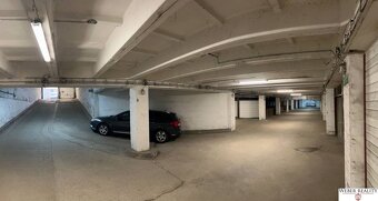 Garaz na Nivách (Liptovská ul.), vstup na ďiaľkové ovl.cena  - 9