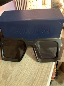 Louis Vuitton - 9