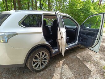 Mitsubishi Outlander 2.2 DI-D AUTOMAT - 9