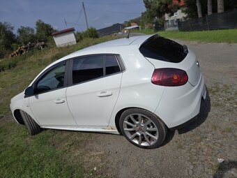 Hliníkové disky R 18 elektróny s pneumatikami Fiat - 9