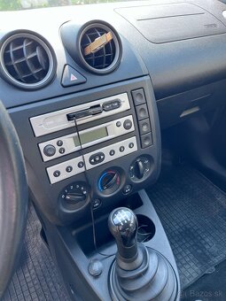 Ford Fiesta - 9