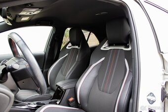 Toyota Corolla GR 1.8l Hybrid eCVT - 9