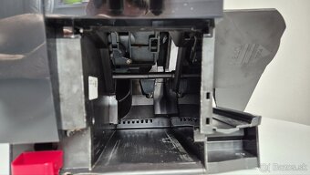 Kavovar DeLonghi Dinamica - 9