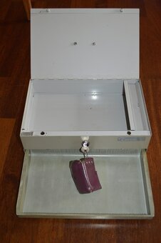 predam kvalitny trezor Tresorette - 9