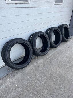 Hankook Ventus 225/45 R17 - 9