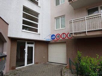 KRAMÁRE, NOVO zariadený 2-IZB BYT, aj garáž. - 9