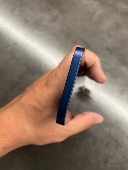 Predam Iphone 12 64gb modry - 9
