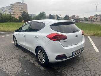 Predam Kiu Ceed 1,4 crdi r.v.2014 66kw - 9