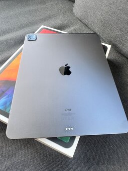 iPad Pro 12,9″ (4. gen.) · A12Z Bionic · 256 GB · Wi-Fi - 9
