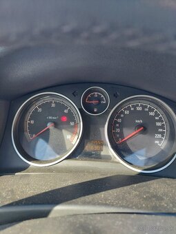OPEL Astra VAGON.kombi r.v.2010. - 9