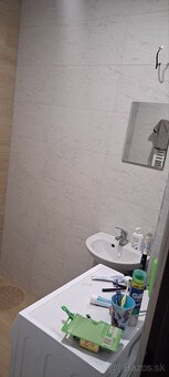 Ponúkam voľné miesto v zdieľanej izbe pre študenta – chlapca - 9