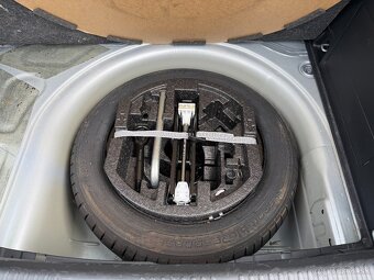 Škoda Fabia 1.0 MPI 60k Active - 9